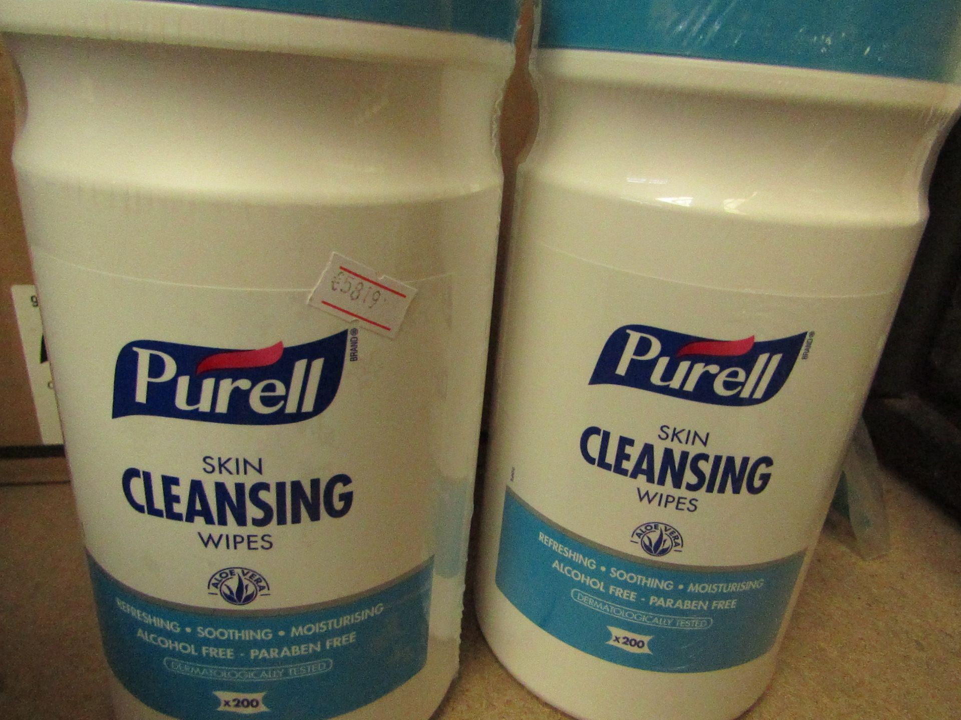 2 x 200 Purell Skin Cleansing Wipes. New & In Sealed Tubs