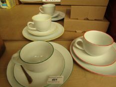 Set of 4 Cups & Saucers with matching Side Plates. Unused