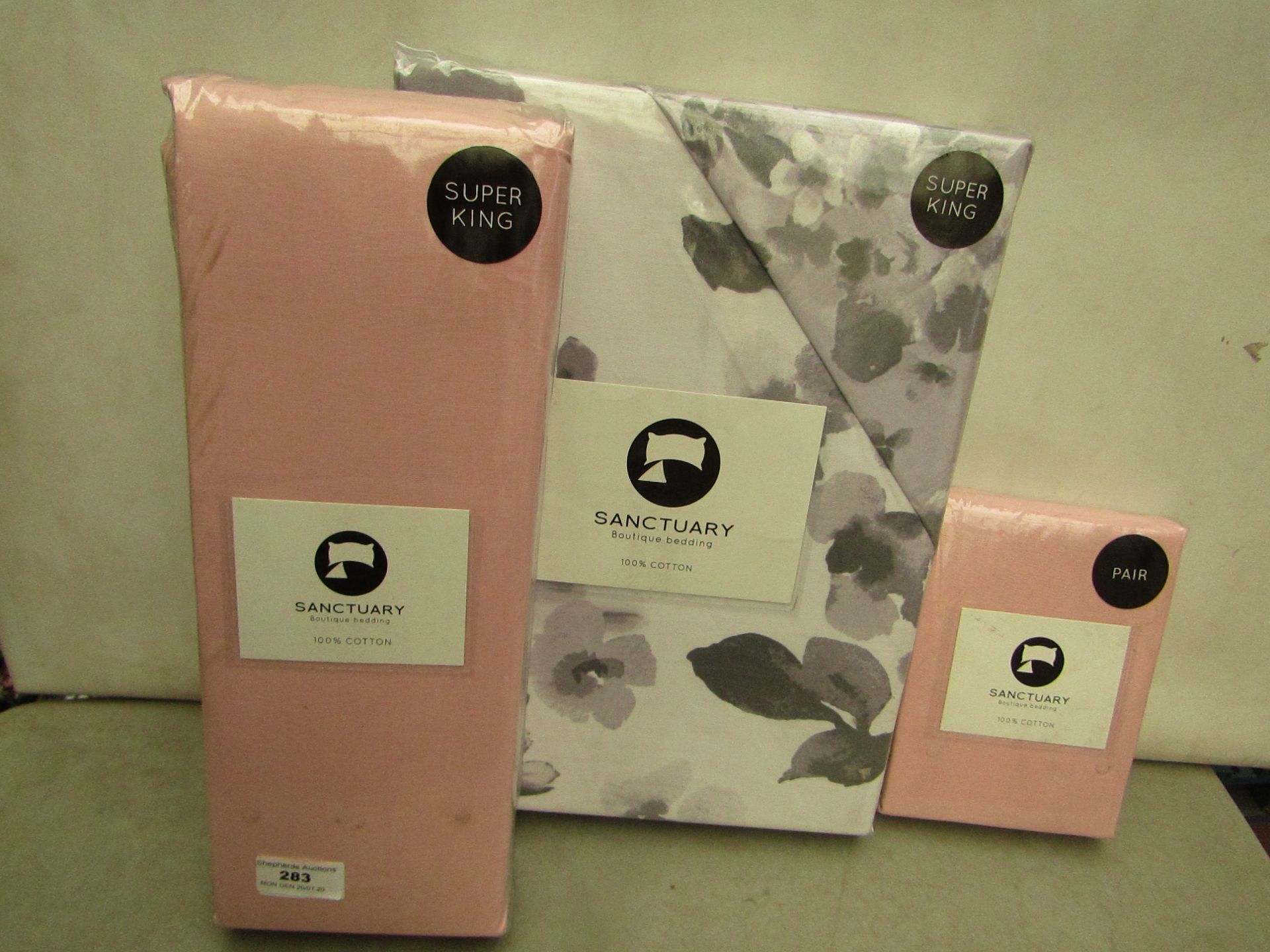 Sanctuary Purple Elissa Super King Bedding Set with a Blush Fitted Sheet & a Pair of Blush Pillow