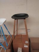 | 1X | HAY AAS32 BAR STOOL 75CM IN OAK SOAP AND BLACK SHELL | LOOKS UNUSED AND BOXED BUT NO