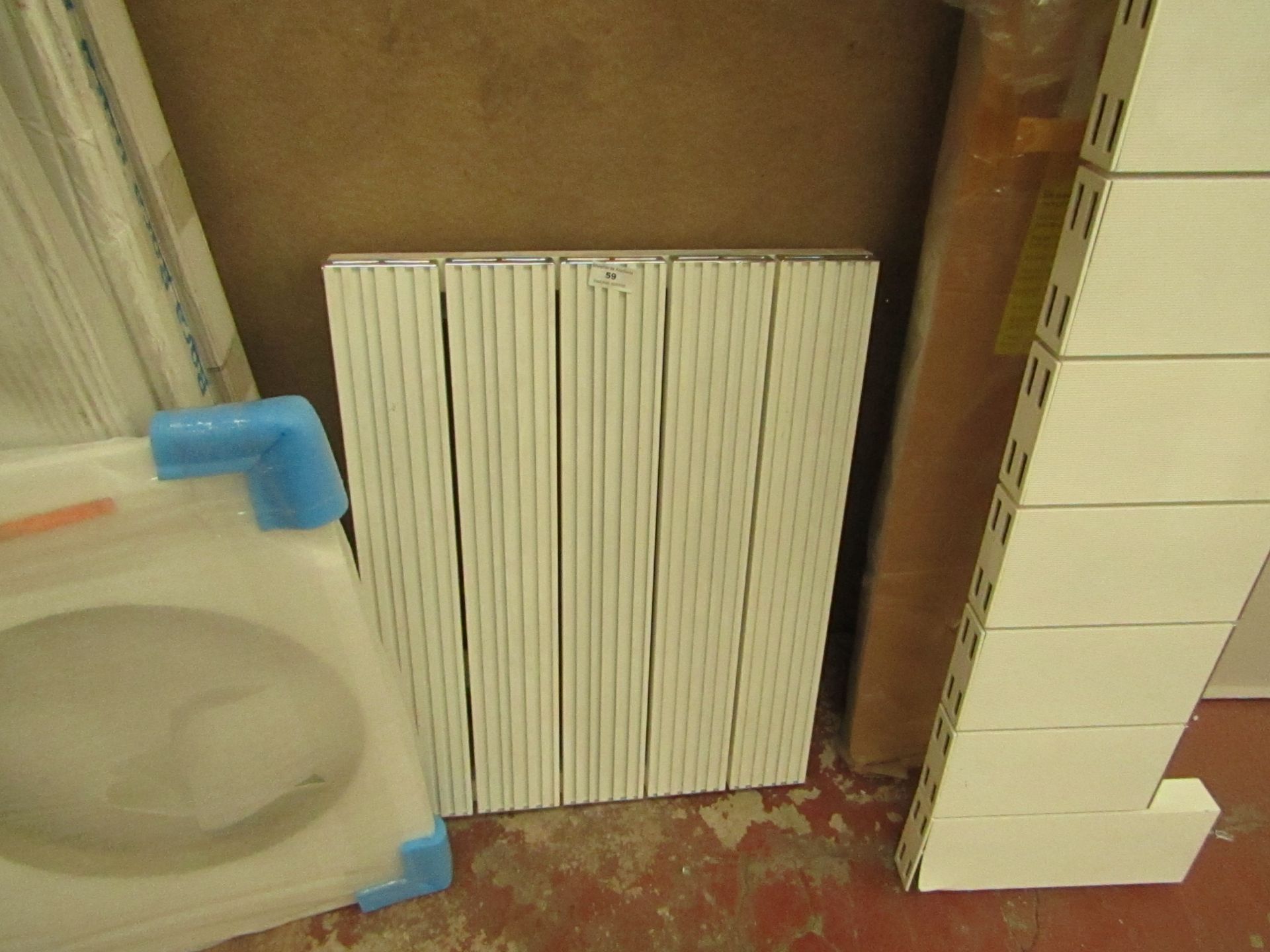 White & Chrome Wall Mounted Radiator 470x600mm - Unboxed.