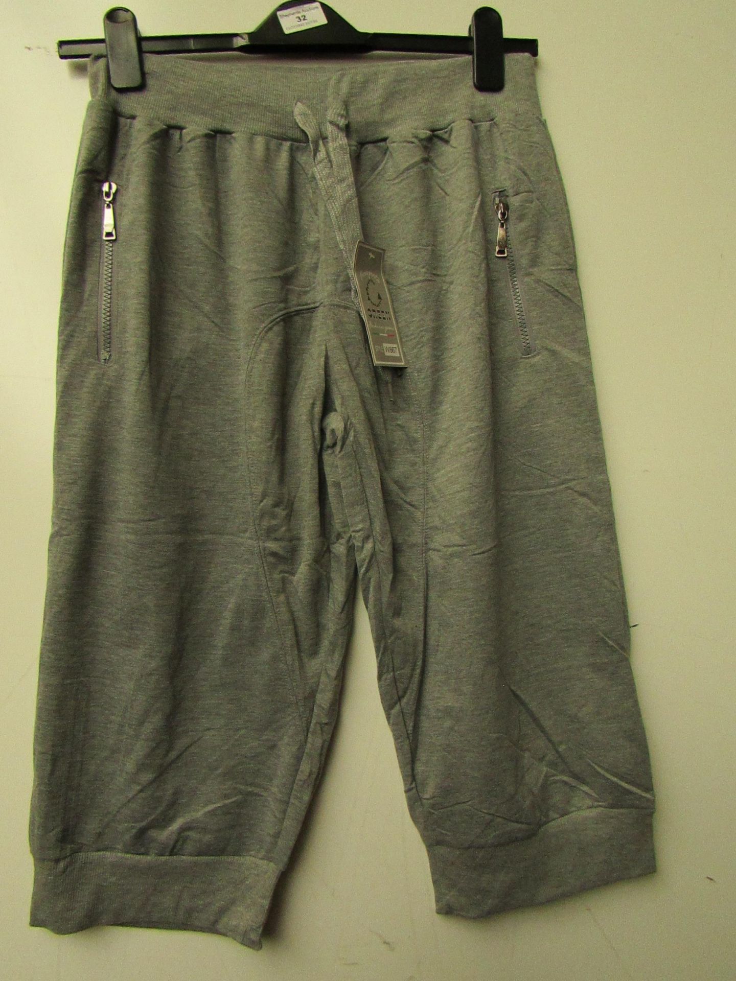 Green Jeans Grey Shorts. Size 3XL. New with tags