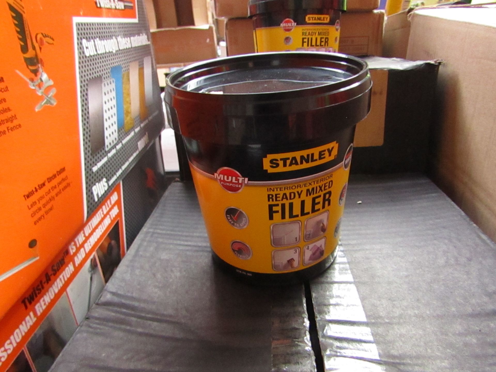 6x 1.2KG tubs of Stanley Multi Purpose ready Mixed Interor and Exterior filler, new