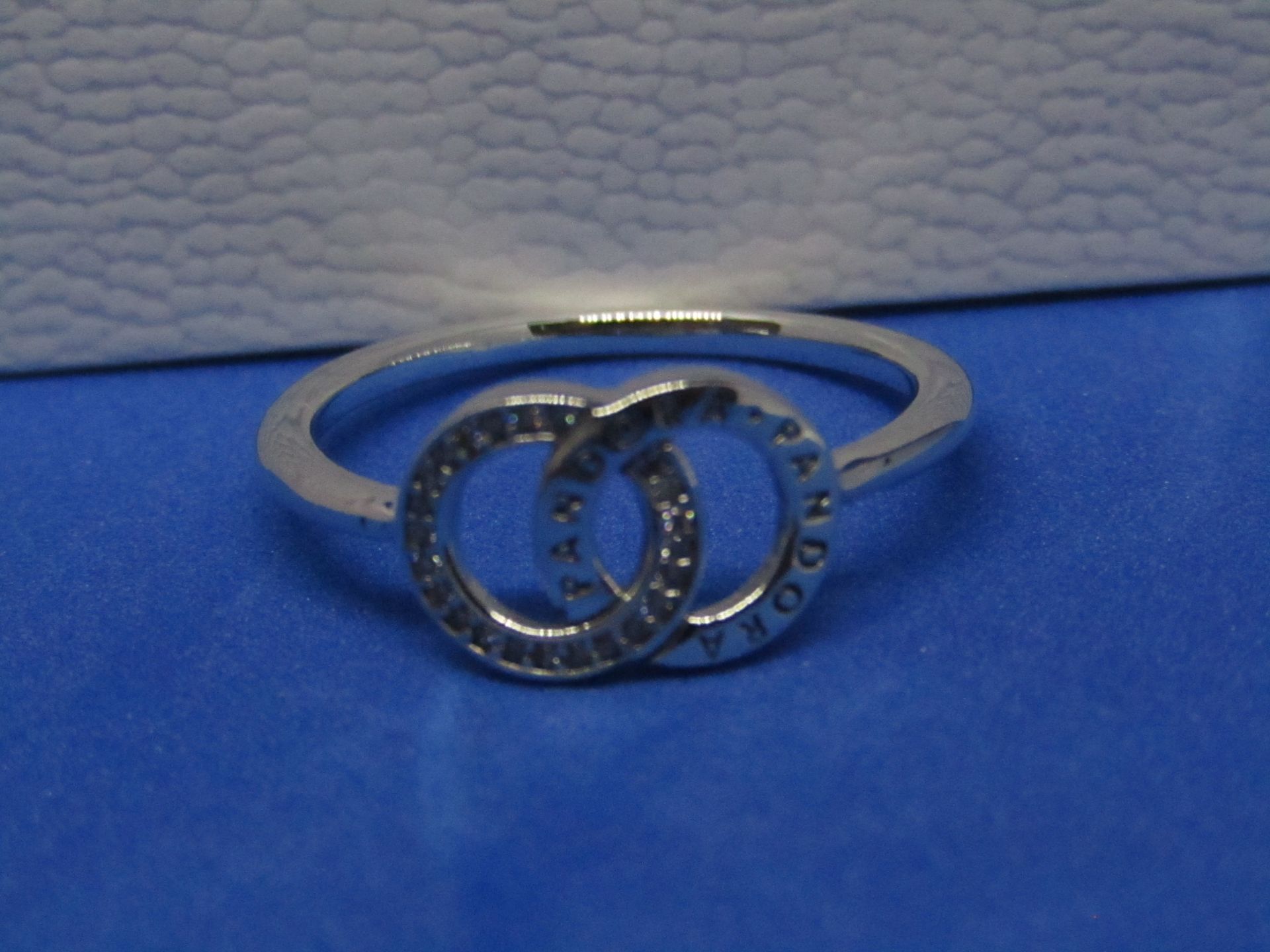 Pandora Ring size 60, new in presentation box