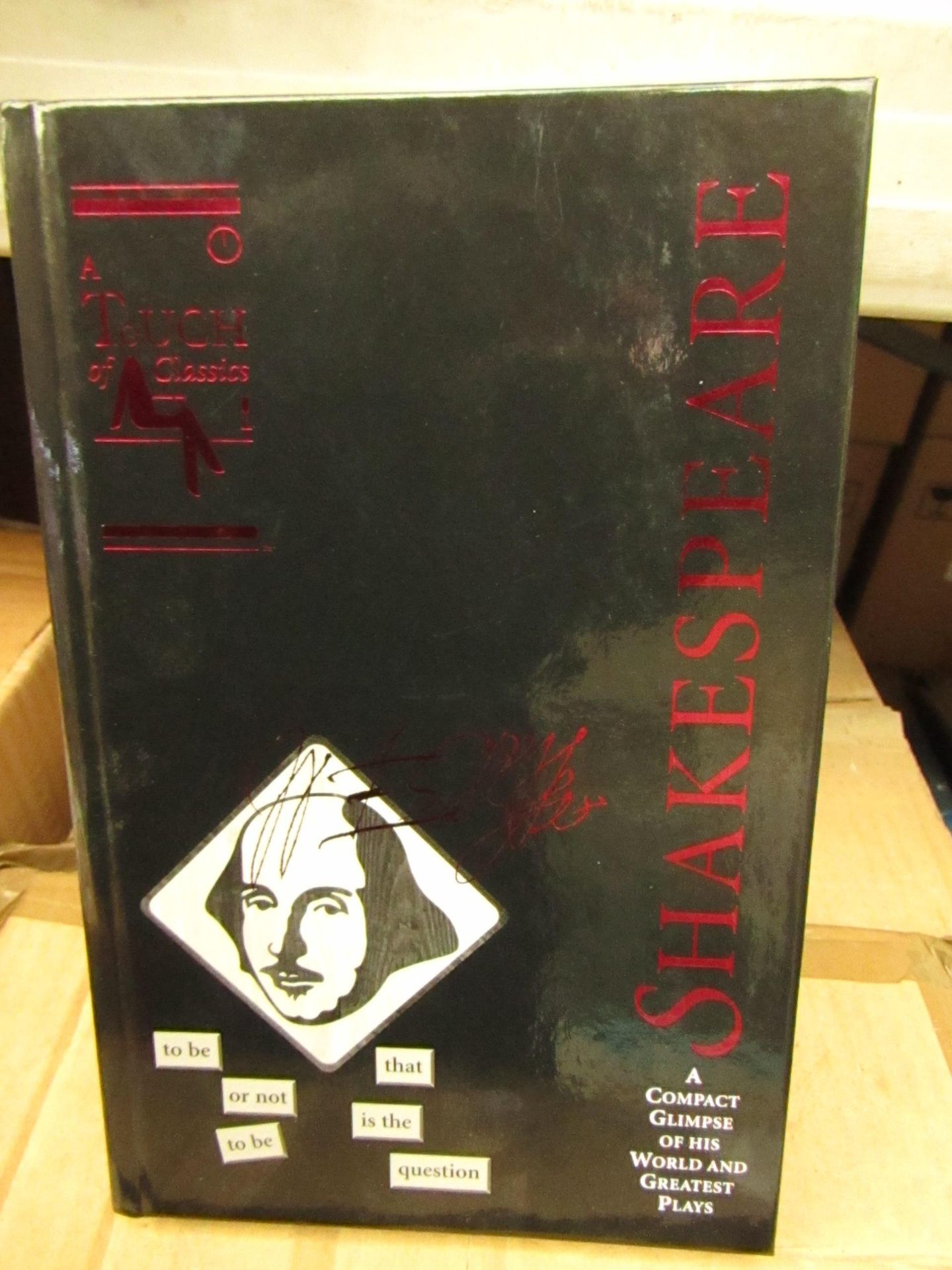 Box of 20 Shakespeare A Touch of Classics books. New & Boxed