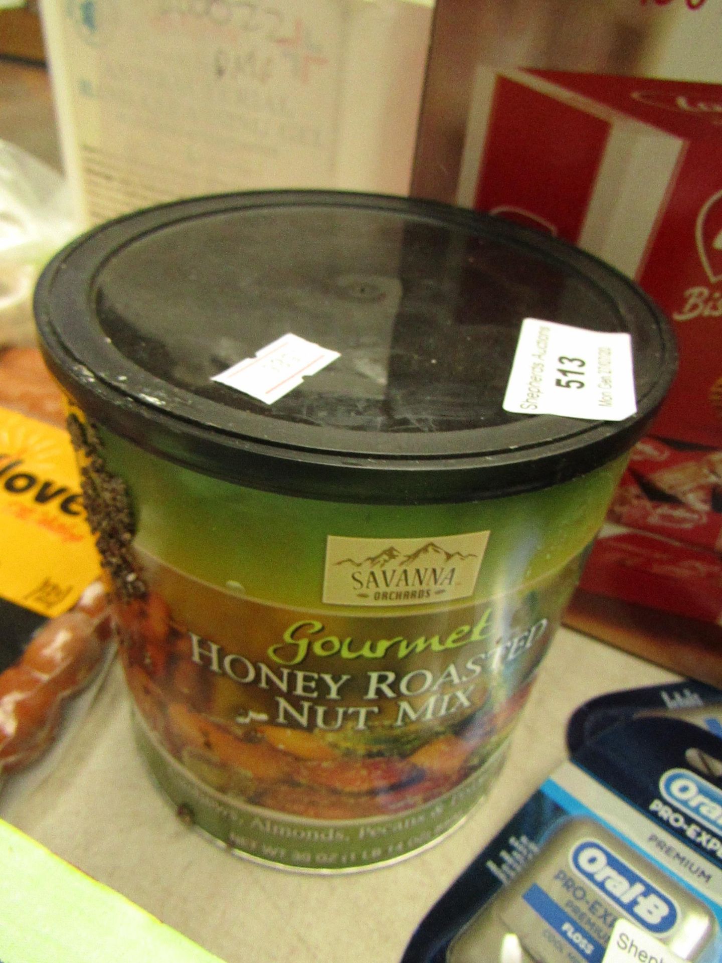 1 X Tub of Gourmet Honey Roasted Nut Mix 850G BBE 11/2021