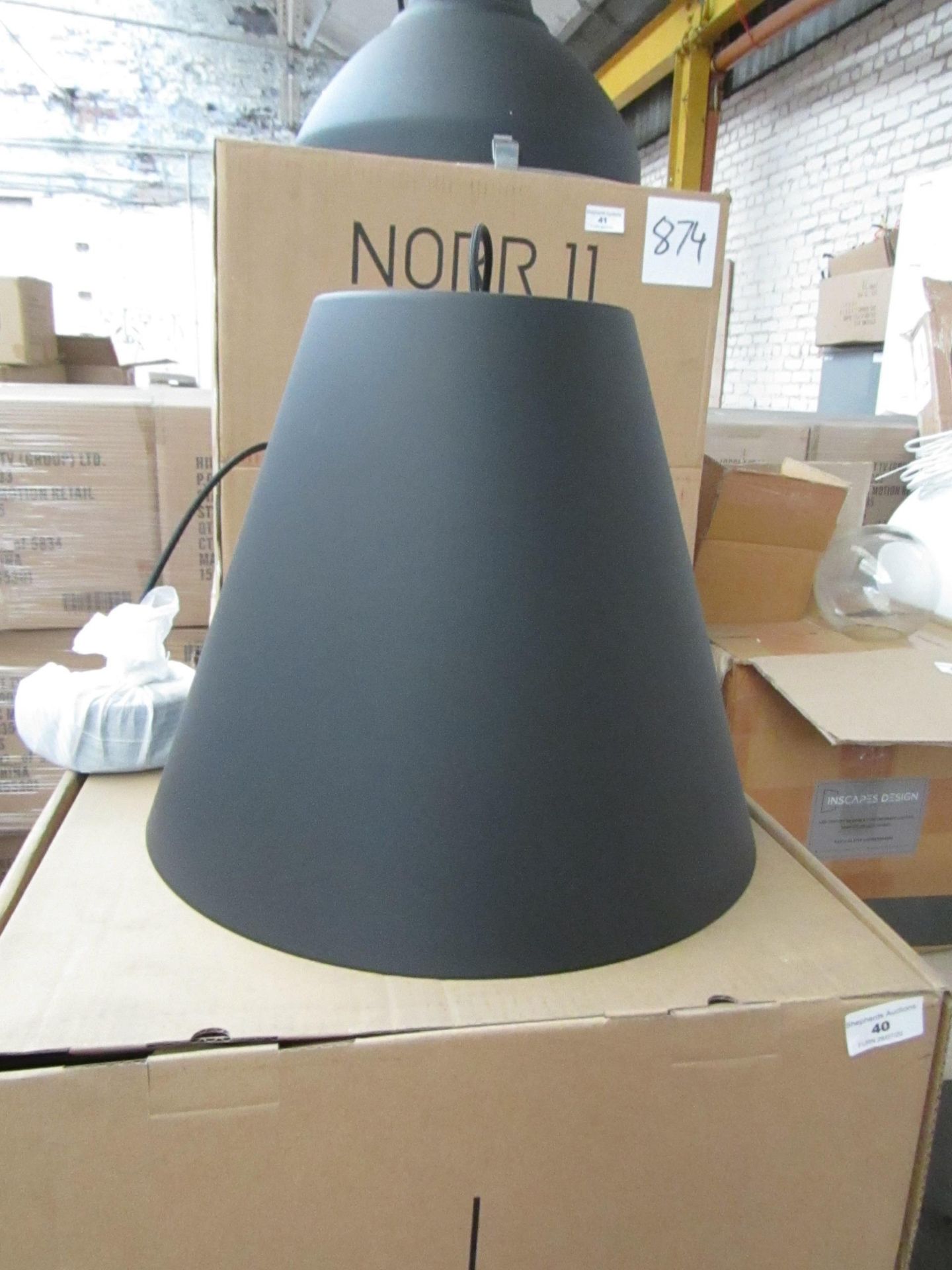 | 1X | SINKER LARGE BLACK CEILING LIGHT | LOOKS UNUSED AND BOXED BUT NO GUARANTEE | RRP £130 |