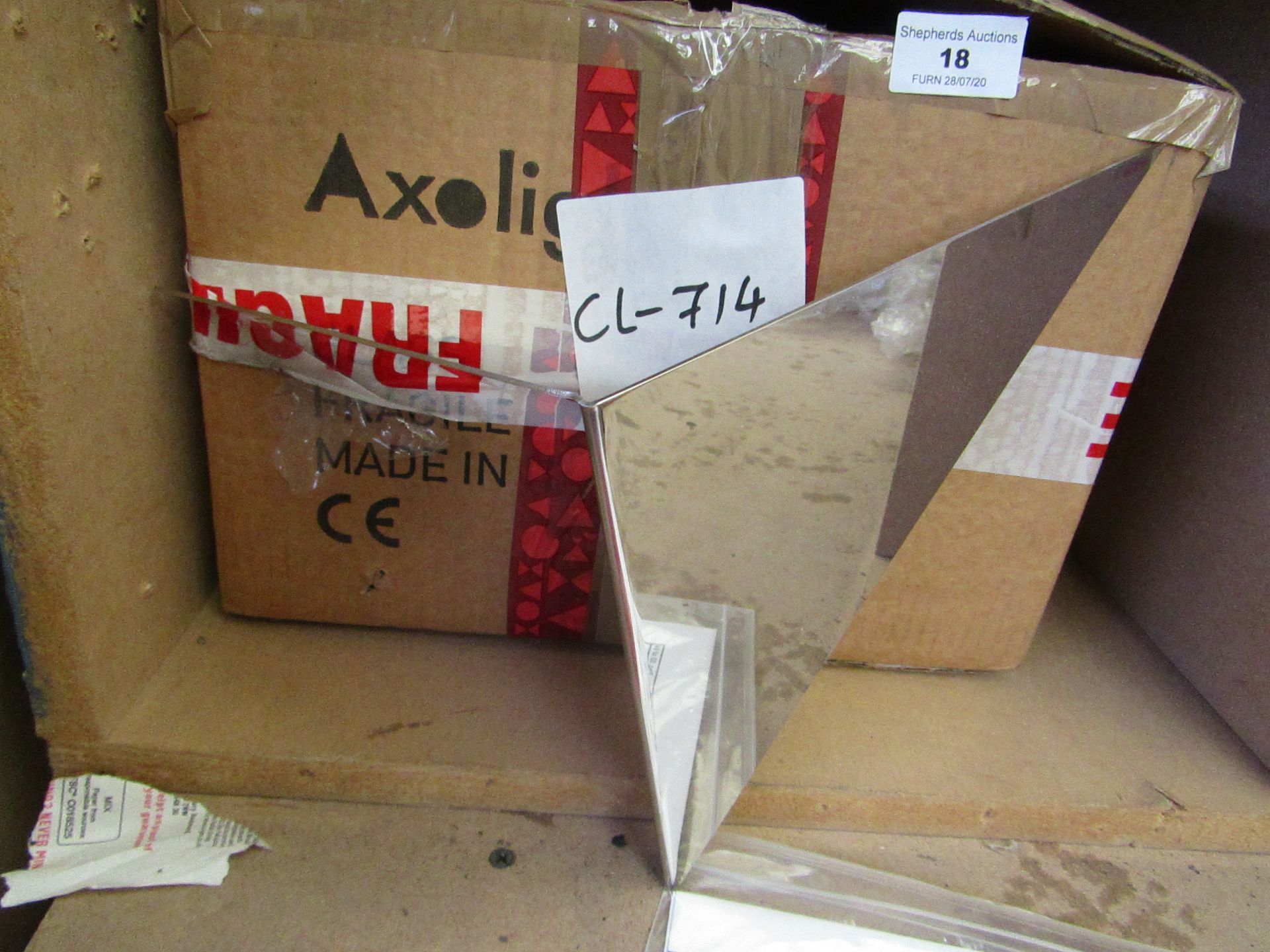 | 1X | AXO VASILY WALL LIGHT | LOOKS UNUSED AND BOXED BUT NO GUARANTEE | RRP £173.90 |