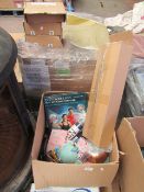 Box of Approx 20+ Various Household Item From: Gym equipment, Kitchen equipment, Clothing. Etc.