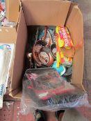 Box of Approx 20+ Various Household Items From: Children's Toys, Pans, Bowls, Ssocks Etc.