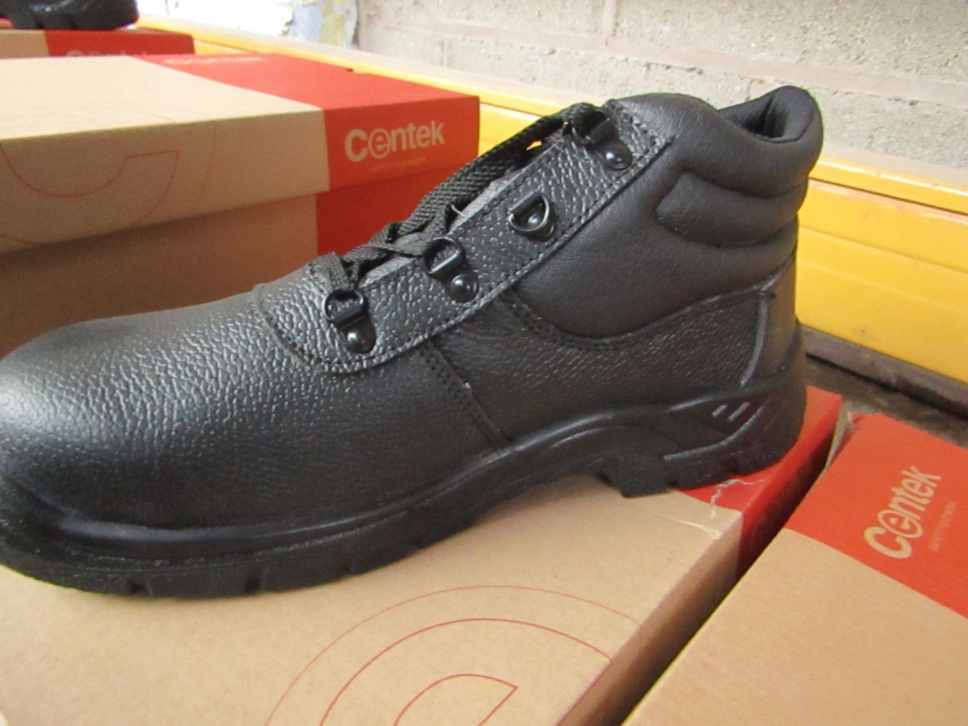 Centek Black Steel Toe Cap Boot size 10 New & Boxed.