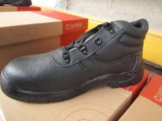 Centek Black Steel Toe Cap Boot size 11 New & Boxed.