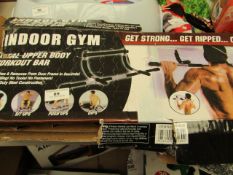 Indoor Gym - WorkOut Bar - Unchecked & Boxed Damaged.