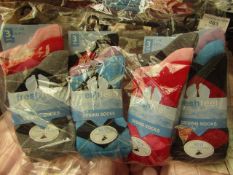 12 x Fresh Feel - Desing Socks -Size 4-6 - New & Packaged.