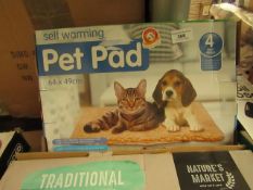 Self Warming Pet Pad (64 x 49cm) - Unchecked & Boxed.