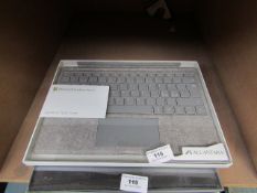 Microsoft Pro 4 signature type cover QWERTY keyboard, unchecked and boxed.