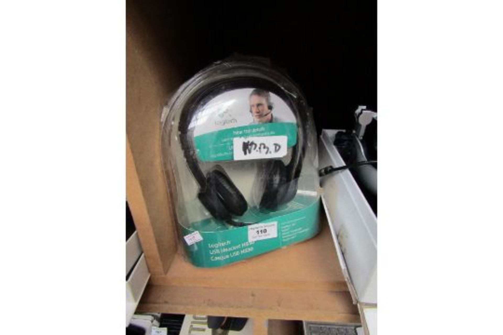 Logitech USB headset H530, unchecked and boxed.