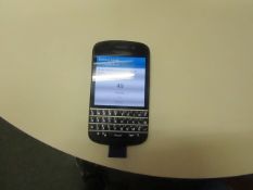BlackBerry Q10 smartphone, no power. RRP £169.00