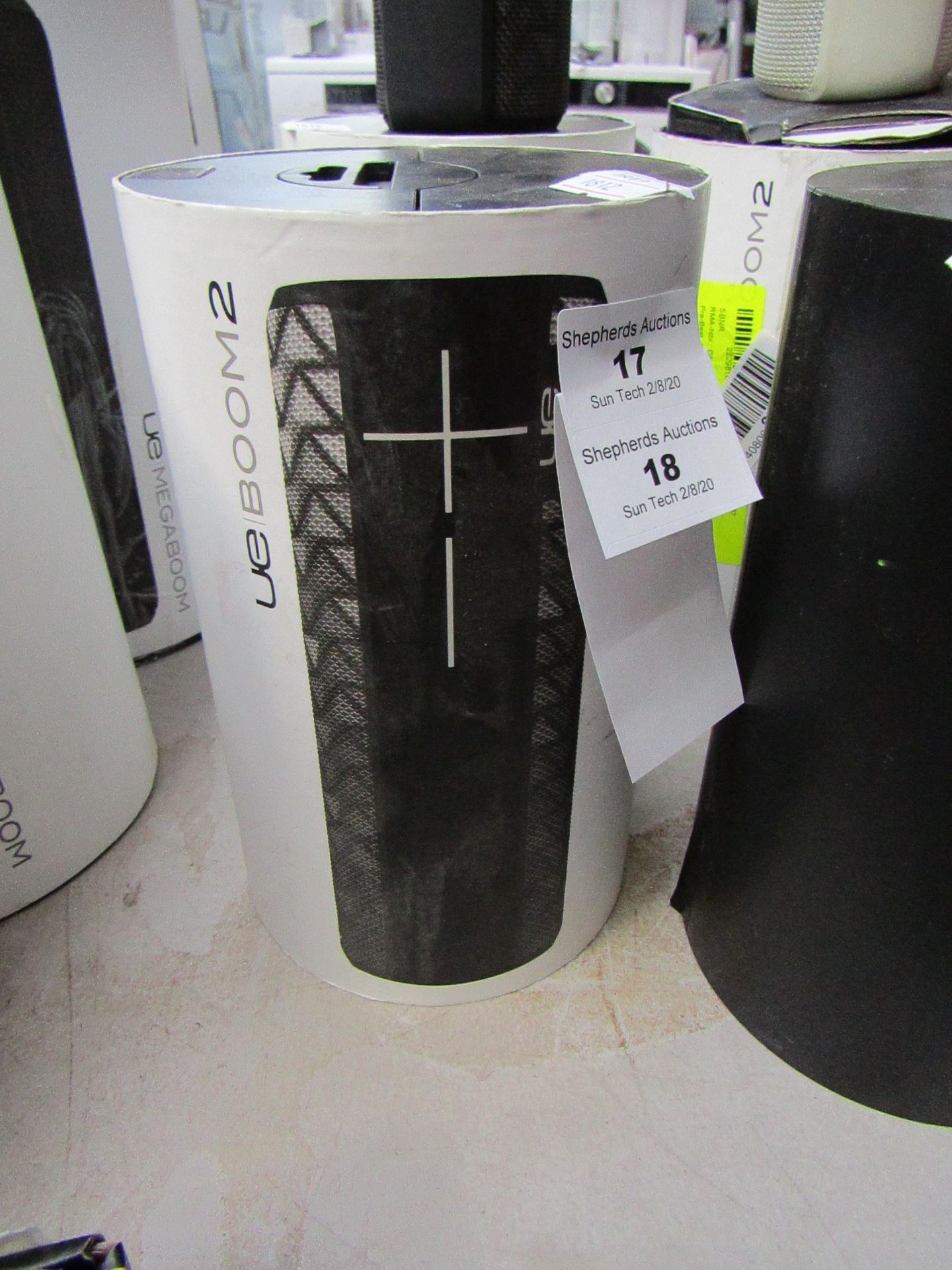 Ultimate Ears Mega Boom 2 portable speaker, tested working and boxed. RRP £94.99 See picture for