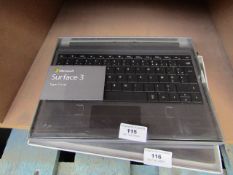 Microsoft Pro 4 signature type cover QWERTY keyboard, unchecked and boxed.