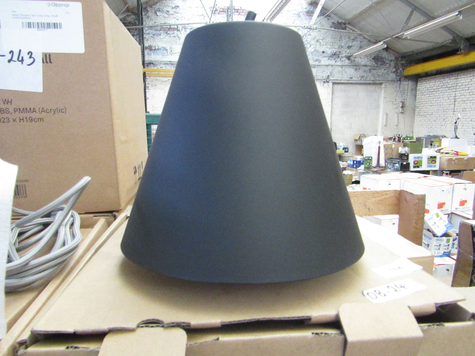 | 1X | SINKER SMALL BLACK CEILING LIGHT | LOOKS UNUSED AND BOXED BUT NO GUARANTEE | RRP £88 |