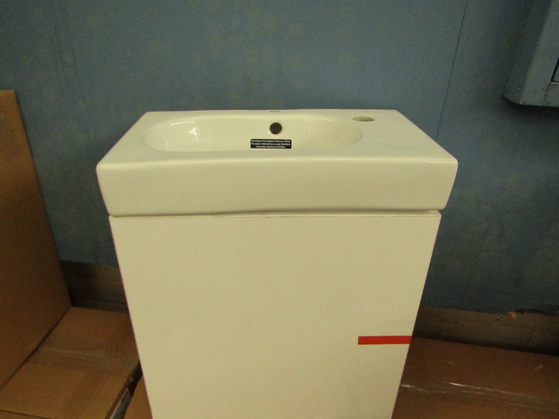 Roca GLOSS WHITE cloakroom basin set including; Roca 450mm wall hung base unit with a Roca 450mm 1TH