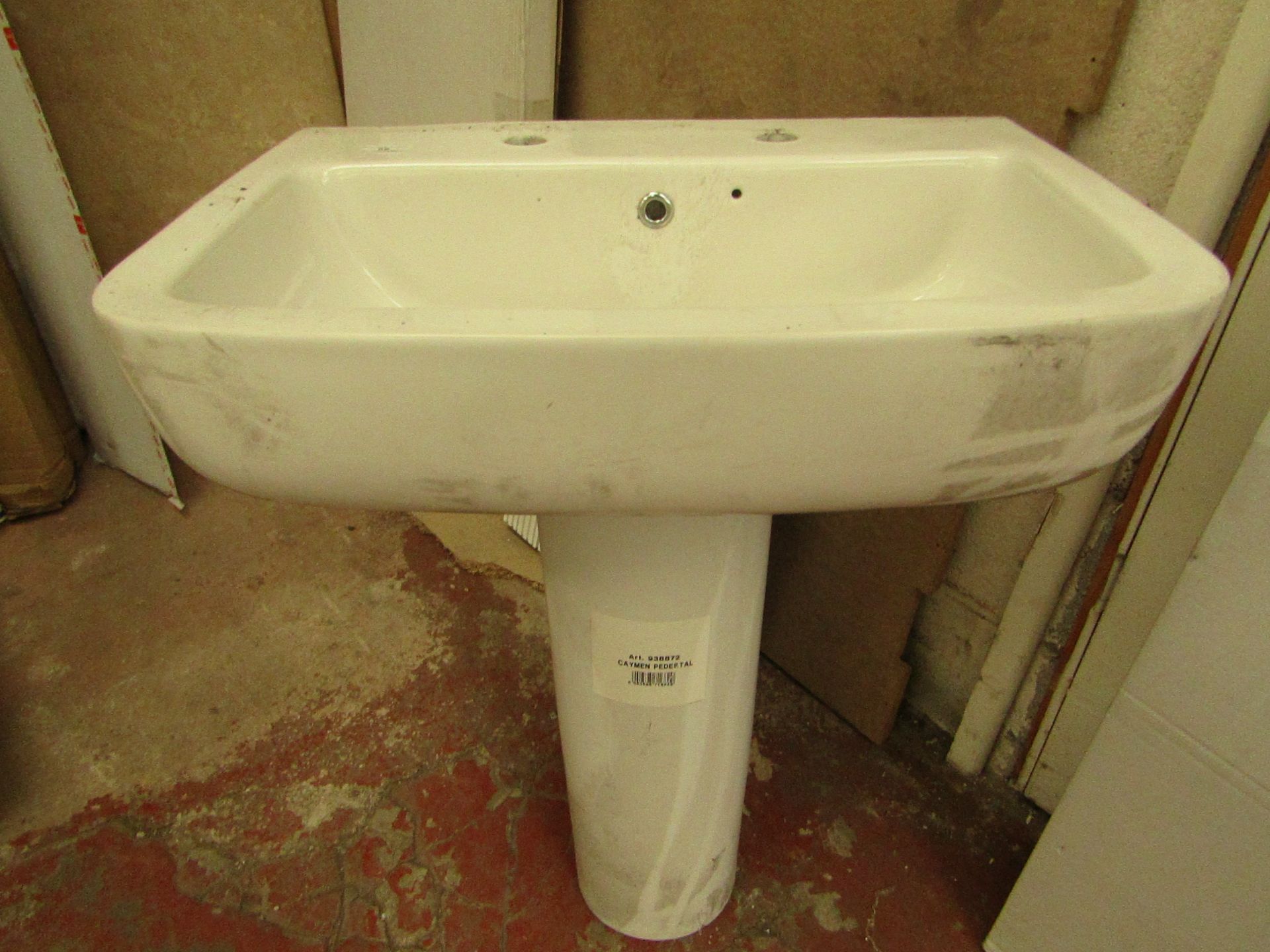 Lecico Senner 2TH 600mm basin with a Caymen full pedestal, new.