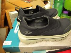 Pair of Size 9 Skechers. These have been pre worn but not heavily. Boxed