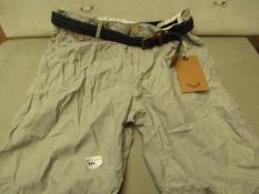 Brave Soul Shorts with belt. No Size but Look like A LArge