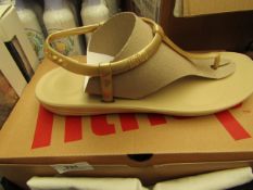 Size 8 Fitflop Shoes. Look Unused & Boxed