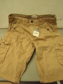 Onfire Size 38 Shorts. Look unworn