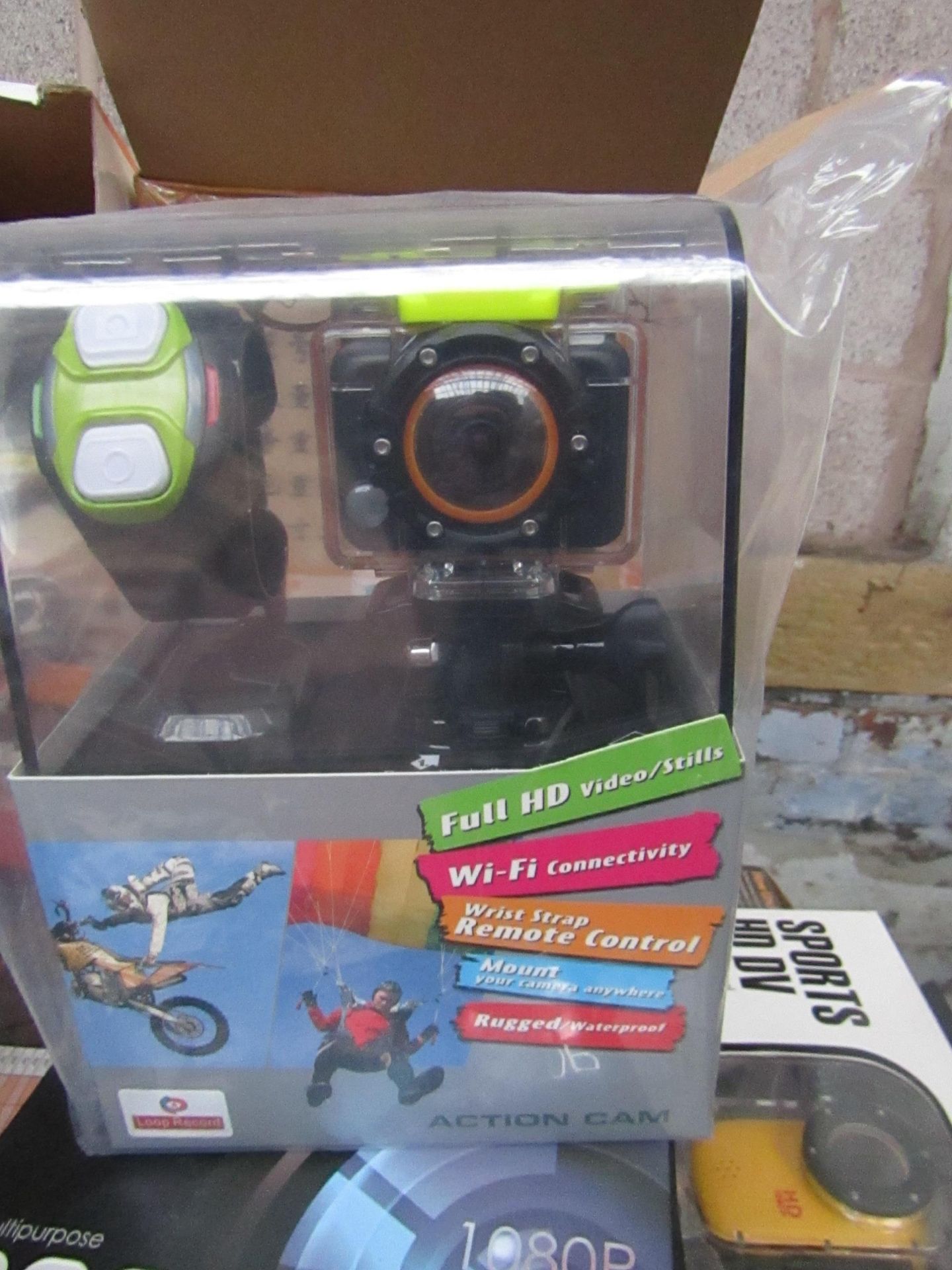 Xplore XPC-102W Full HD 1080p WiFi all round action camera, includes 10x accessories and includes