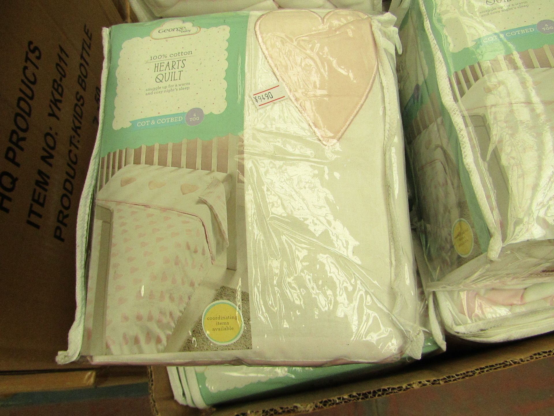 George Baby - Hearts Quilt (Cot & Cotbed) - All New & Packaged.
