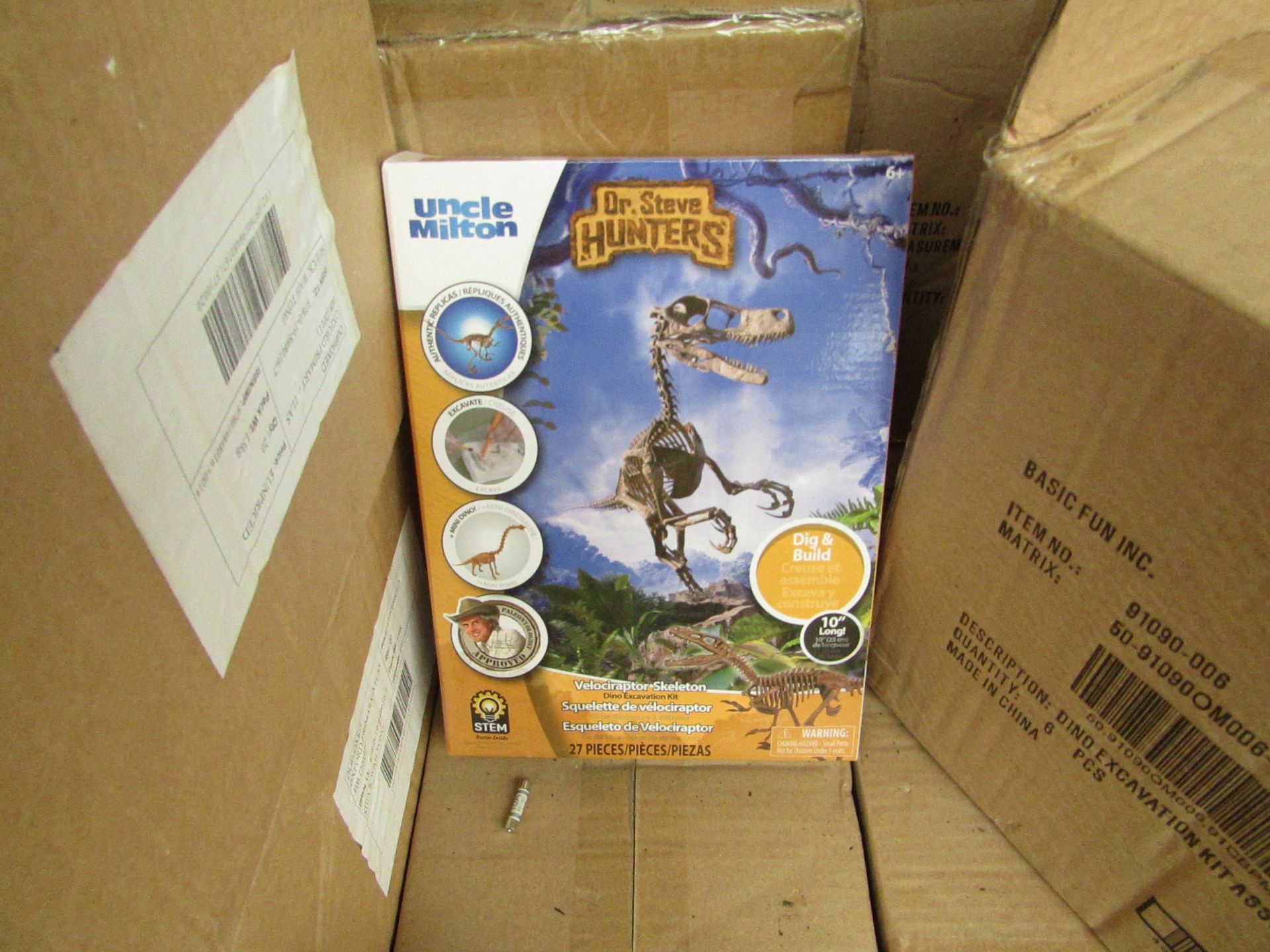 Uncle Milton - Dr. Steve Hunters - Dinoasaur Excavation Kit Assortment - New & Boxed.