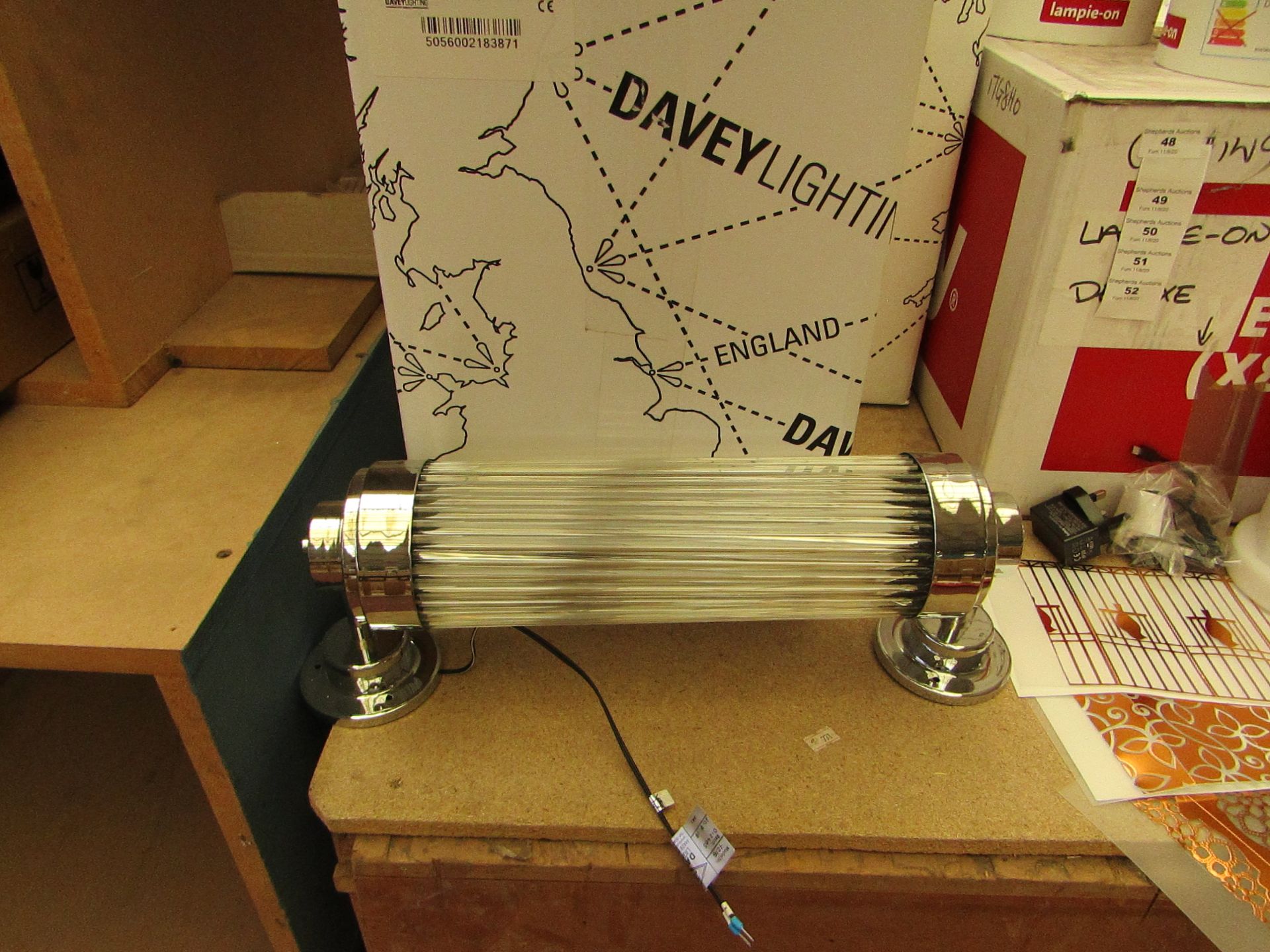 | 1X | DAVEY LIGHTING PILLER OFFSET LED WALL LIGHT | LOOKS UNUSED AND BOXED BUT NO GUARANTEE |