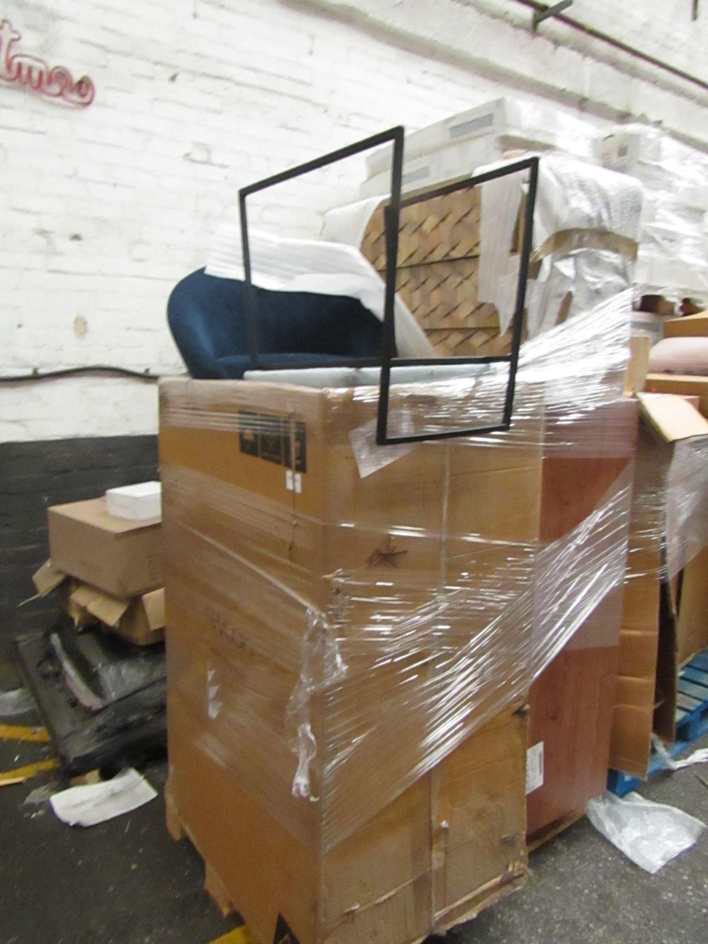 | 1X | PALLET OF SWOON B.E.R FURNITURE, UNMANIFESTED, TYPICAL ITEMS INCLUDE SIDE BOARDS AND MEDIA