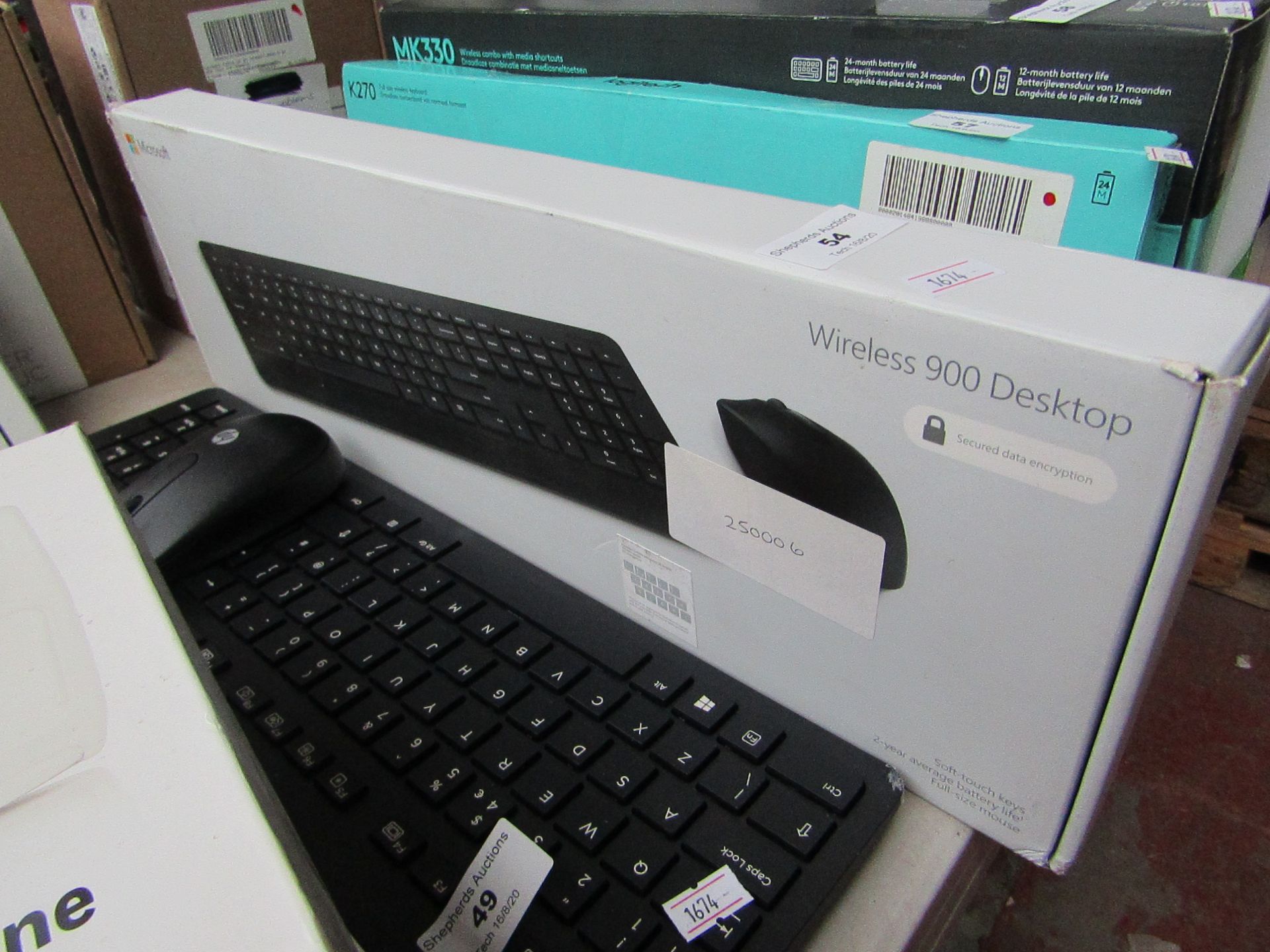 Microsoft wireless 900 desktop with soft touch keys, unchecked and boxed.