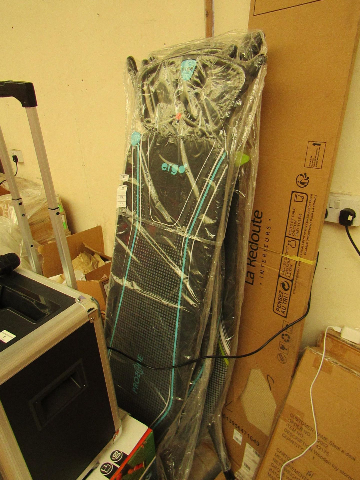 Ergo - Ironing Board - Unchecked & Packaged.