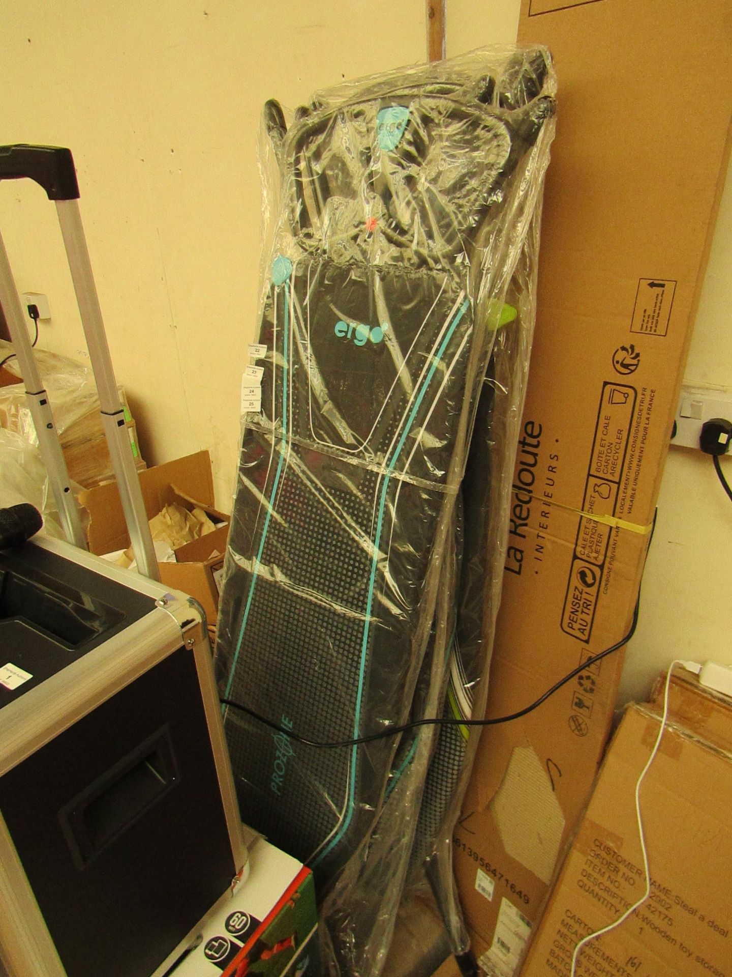 Ergo - Ironing Board - Unchecked & Packaged.