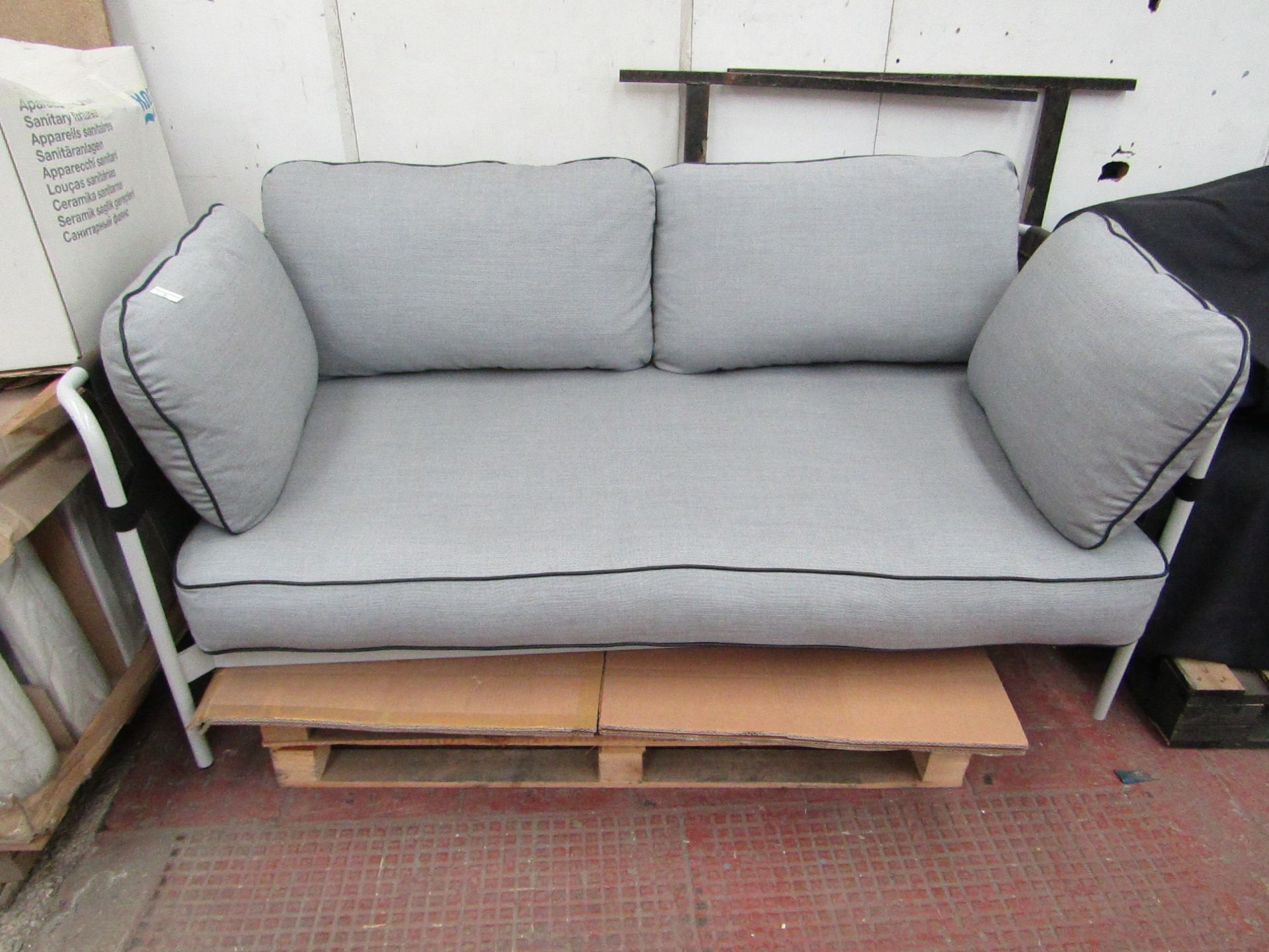 | 1X | HAY CAN 2 SEATER SOFA | LOOKS LIKE EX DISPLAY, MAY HAVE MINOR MARKS BU GOOD CONDITION OVERALL