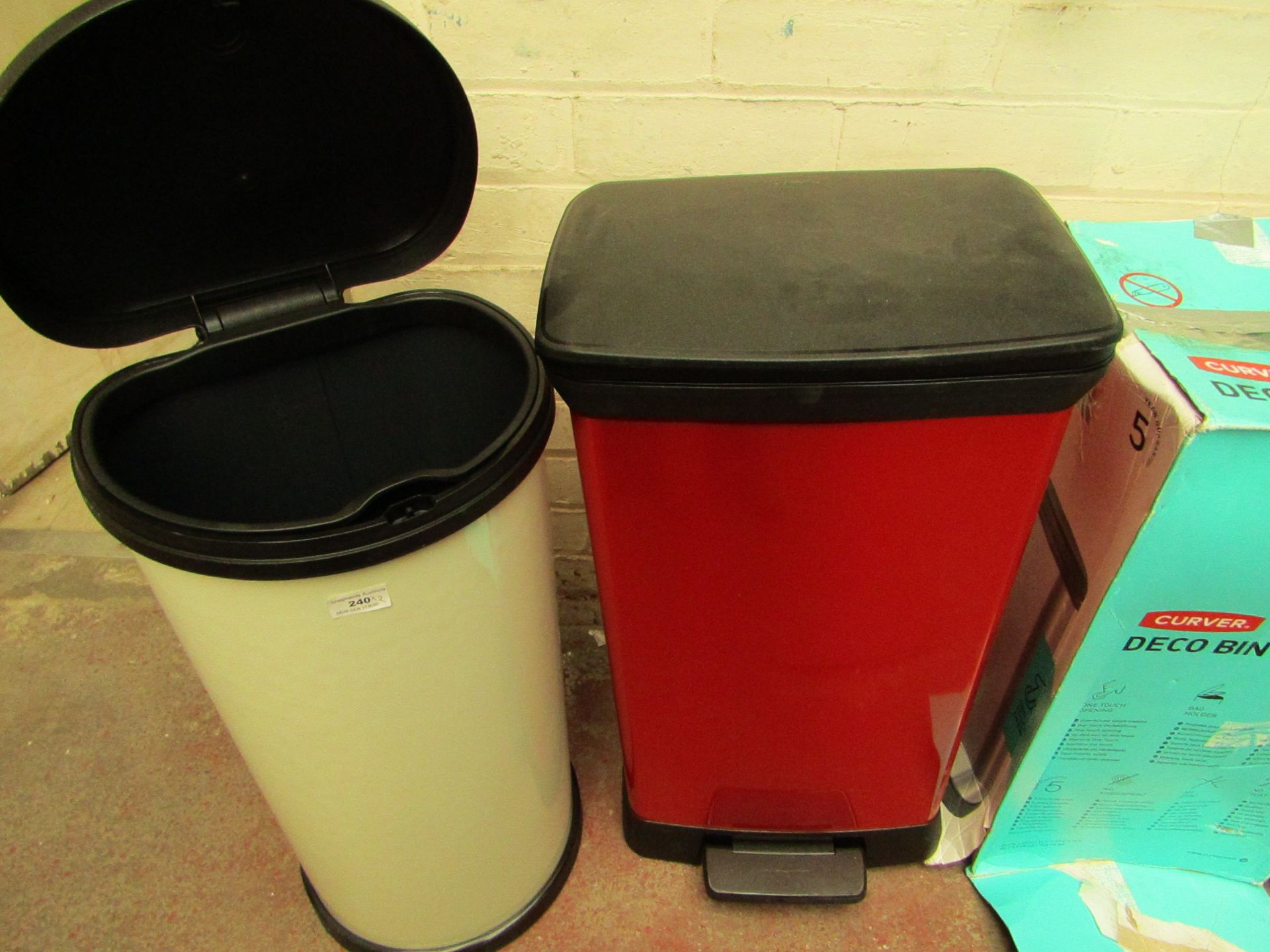 2 x Bins Being a Curver Deco Bin & another Red Bin (Has a crack in the top).