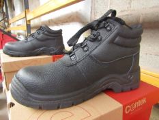 Centek Black Steel Toe Cap Boot size 9 New & Boxed.