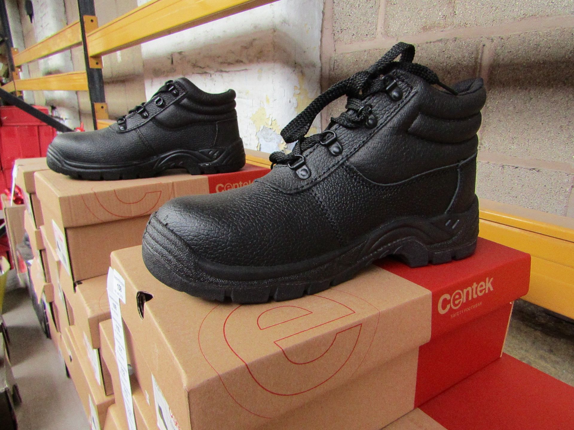 Centek Black Steel Toe Cap Boot size 8 New & Boxed.