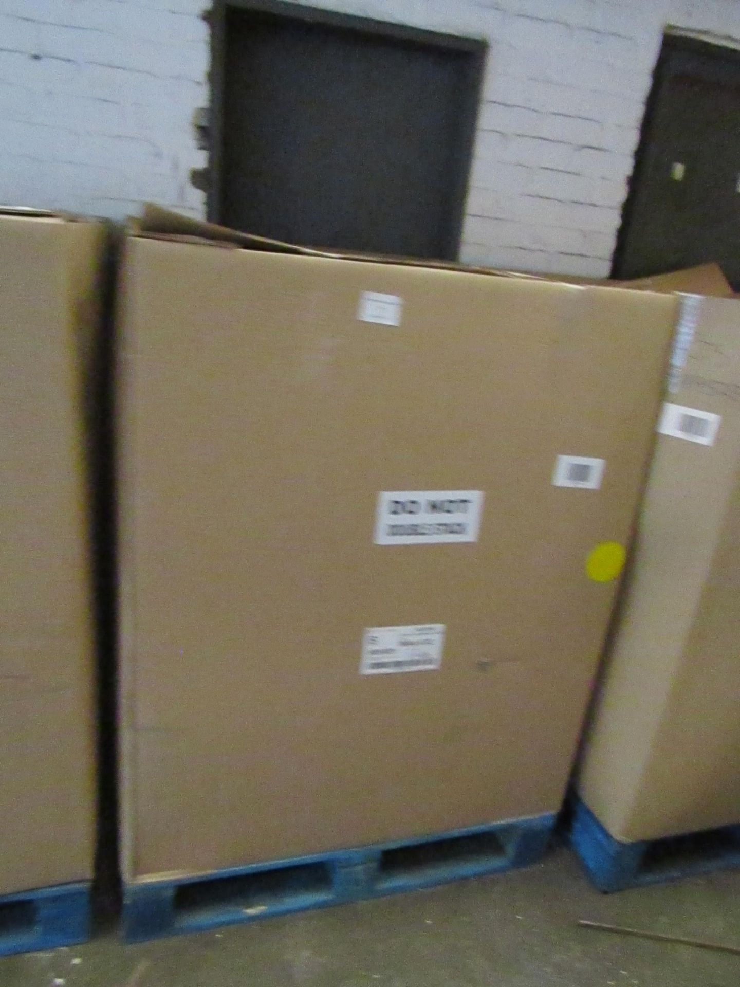 | 1x | PALLET OF UNMANIFESTED RAW CUSTOMER RETURNS FROM A LARGE ONLINE RETAILER, PLEASE NOTE THESE