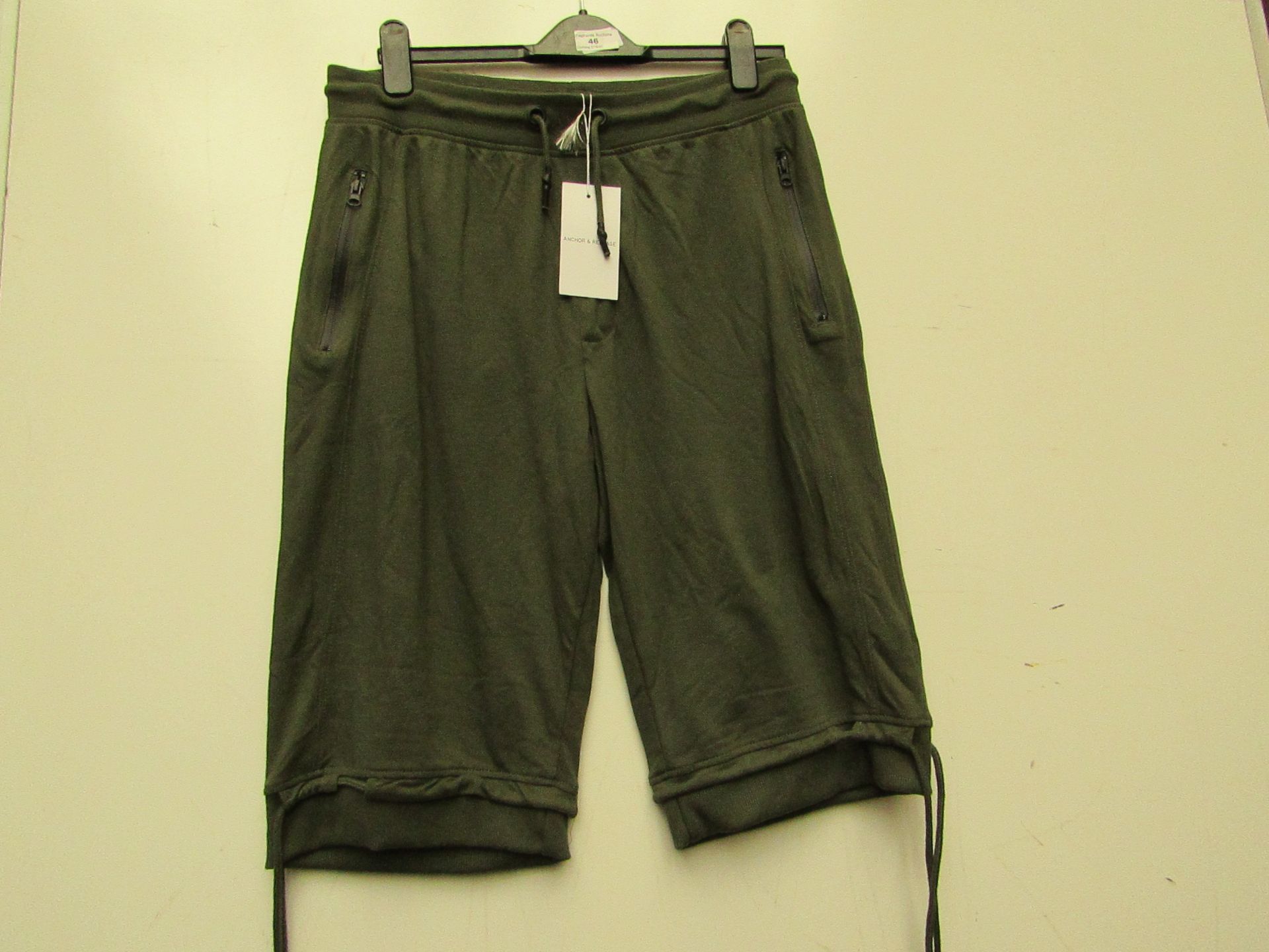 Anchor & Release Mens Khaki Jersey Knee Length Shorts size L new with tag see image