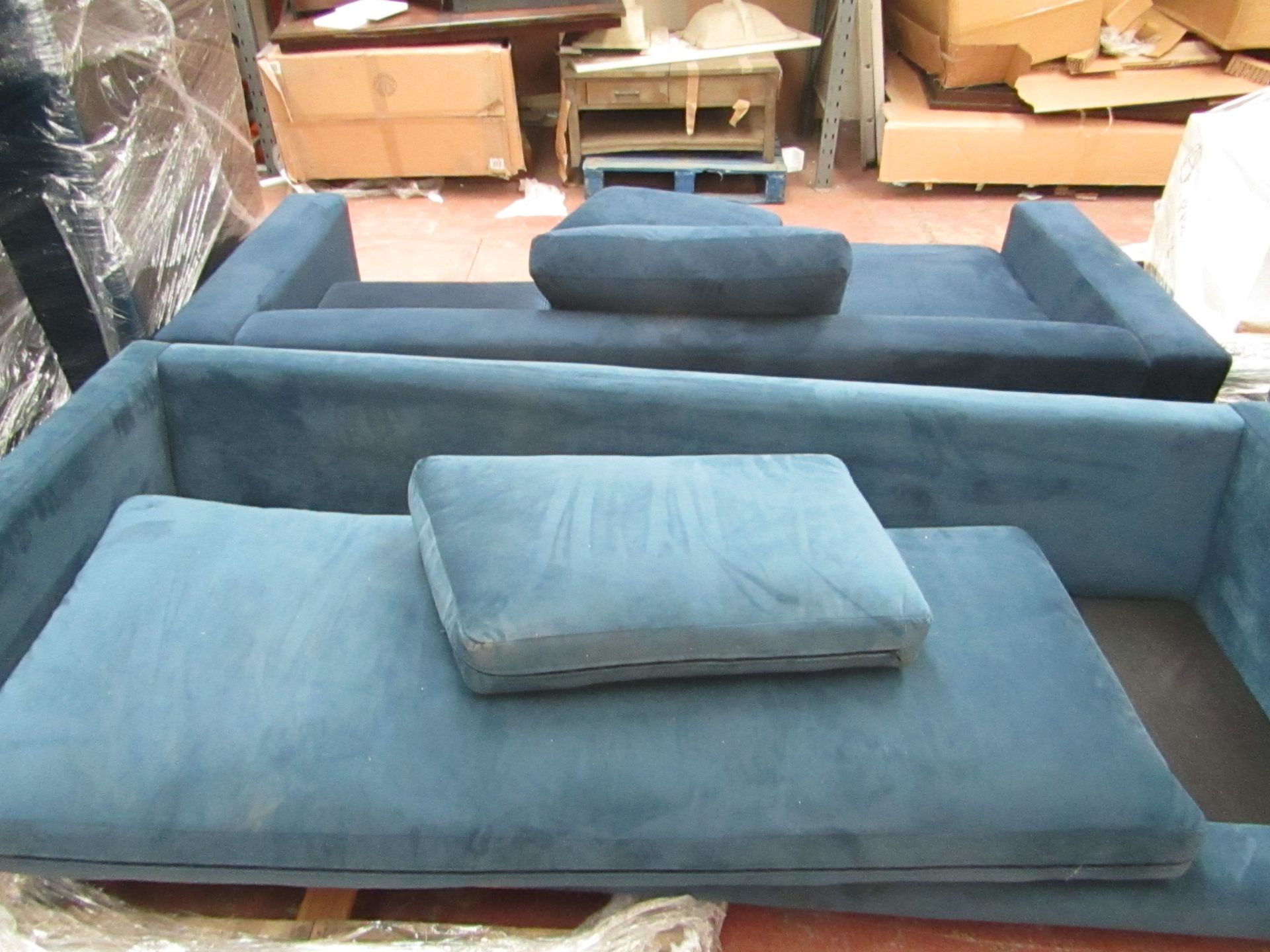 | 20X | PALLETS OF SWOON B.E.R FURNITURE AND SOFAS, ALL CUSTOMER RETURNS UNCHECKED FOR THE EXTENT OF - Image 2 of 19