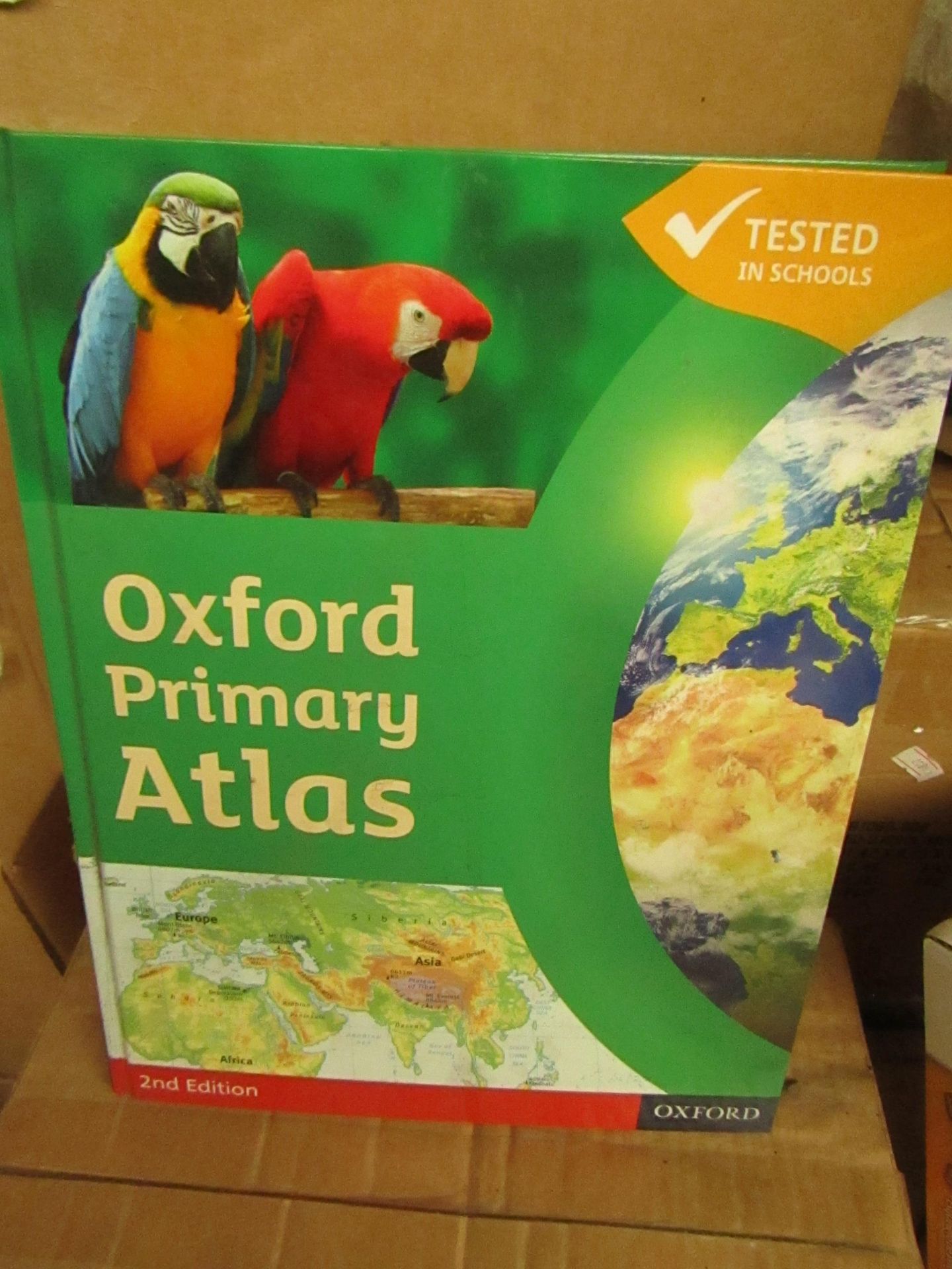 Box of 20 Oxford Primary Atlas's. RRP £12.99 each. Unused & Boxed