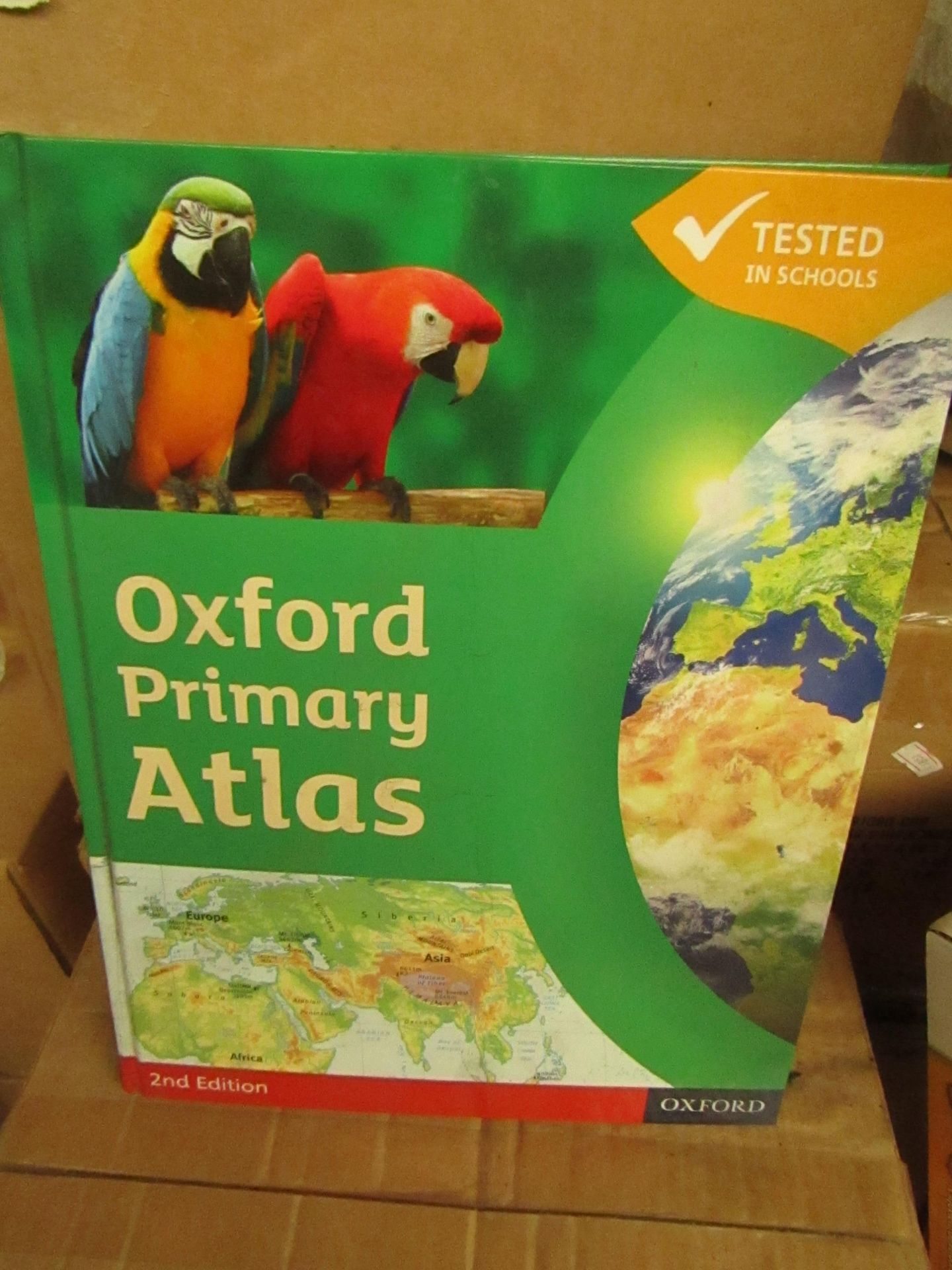 Box of 20 Oxford Primary Atlas's. RRP £12.99 each. Unused & Boxed