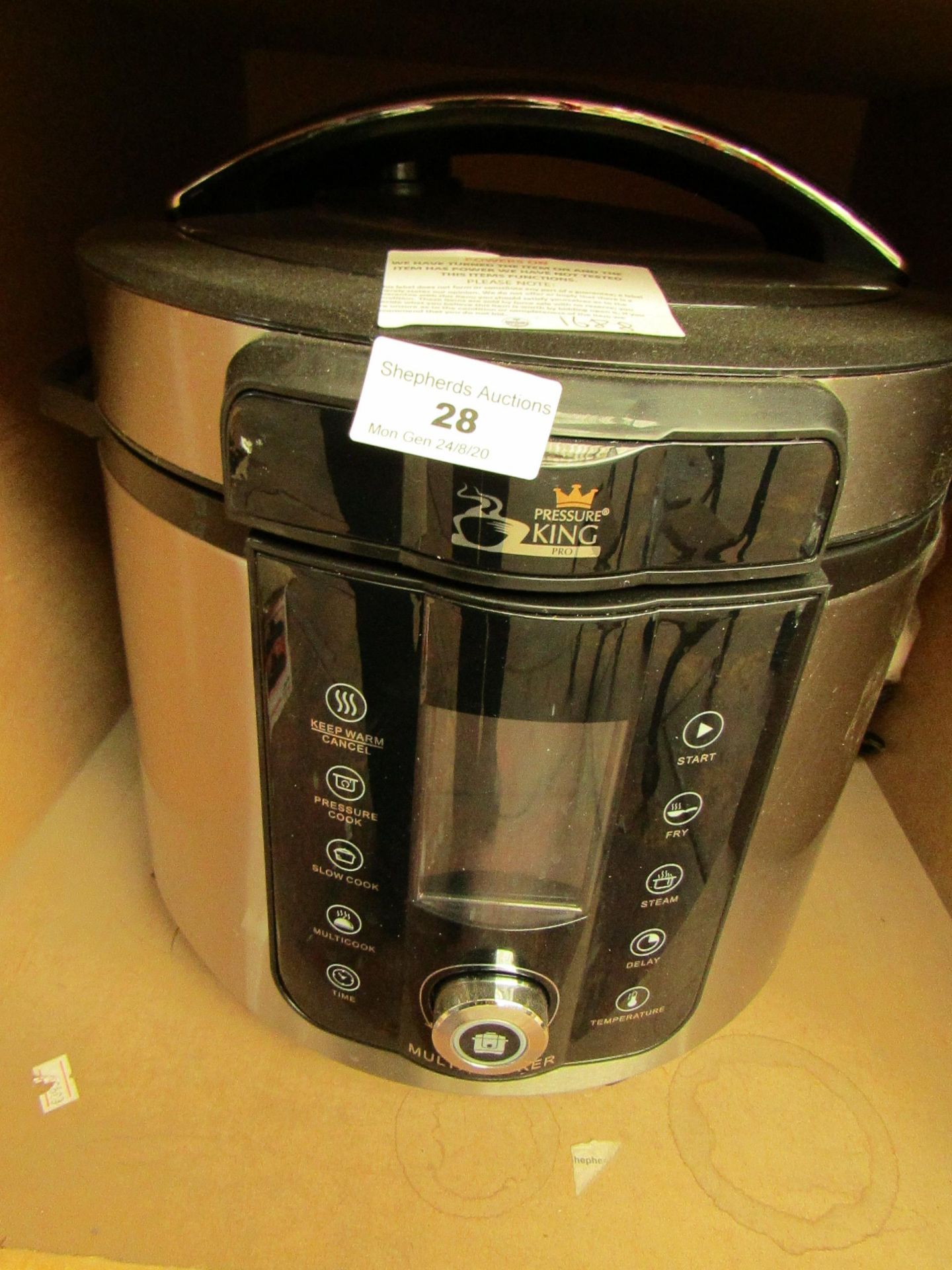 | 1X | PRESSURE KING PRO 8 IN 1 3L DIGITAL PRESSURE COOKER | POWERS ON AND UNBOXED | NO ONLINE RE-