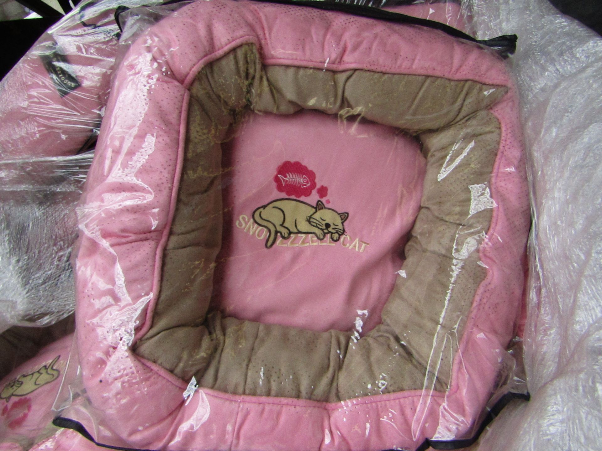 5x Snoozzzeee Cat - Prissy Pink Donut Cat Bed (20"/51cm) - New & Packaged.